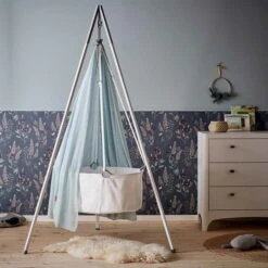 Leander Classic Babywiege Weiß Mit Matratze Und Deckenhaken 7 Leander Classic Babywiege Weiß Mit Matratze Und Deckenhaken -Babyartikelgeschäft 100041 leander classic cradle white blue a