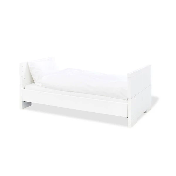 Pinolino Polar Kinderbett 70x140 Cm Inkl. Umbauseiten - Weiß Edelmatt | Toppreis 5 Pinolino Polar Kinderbett 70x140 Cm Inkl. Umbauseiten - Weiß Edelmatt | Toppreis – Bild 3