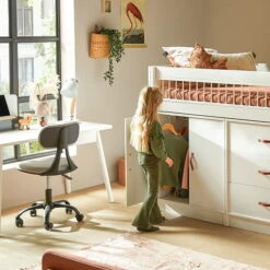 LIFETIME Halbhochbett All-in-one, Whitewash Mit Rollrost, Treppe & Aufbewahrung -Babyartikelgeschäft all in one detail 2