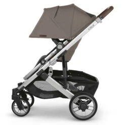 UPPAbaby Cruz V2 Sportwagen Theo Dark Taupe 16 UPPAbaby Cruz V2 Sportwagen Theo Dark Taupe -Babyartikelgeschäft cruz23 tho side sunshade 4974x5193 dd7633c