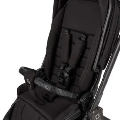 Moon Resea Plus Kinderwagen Black/black Matt Zubehör Bundle 32 Moon Resea Plus Kinderwagen Black/black Matt Zubehör Bundle -Babyartikelgeschäft k24 reseaplus 64940530 sportsitzgurtsystem black 633 1