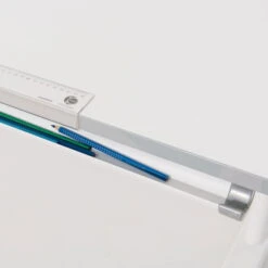 Paidi Diego 130 GT Schreibtisch Schiefergrau 130 X 70 Cm, Platte Geteilt - Gestellfarbe Wählbar 9 Paidi Diego 130 GT Schreibtisch Schiefergrau 130 X 70 Cm, Platte Geteilt - Gestellfarbe Wählbar -Babyartikelgeschäft paidi diego detail 08 14